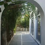 卡里斯酒店 酒店