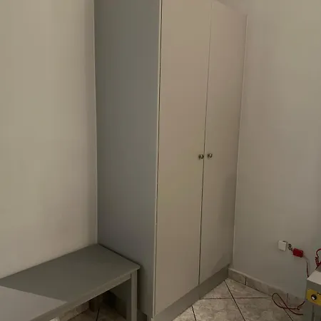 καρίς Ξενοδοχείο