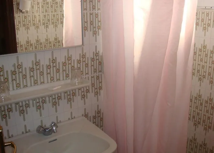 Karis 2* بلدة كوس