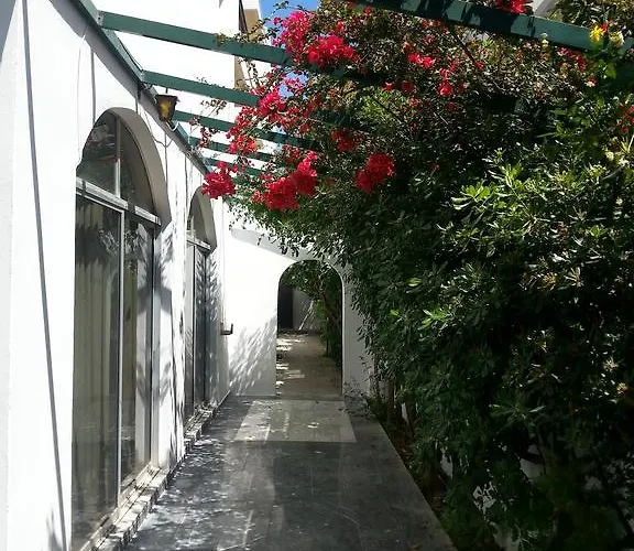 Karis 2* コス・タウン